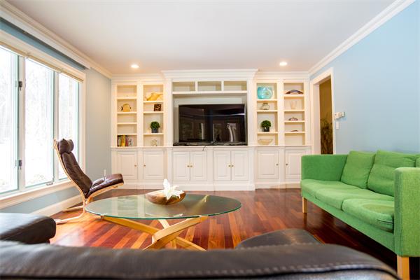 37 Autumn Road Weston, MA 02493 - Photo 5 of 26