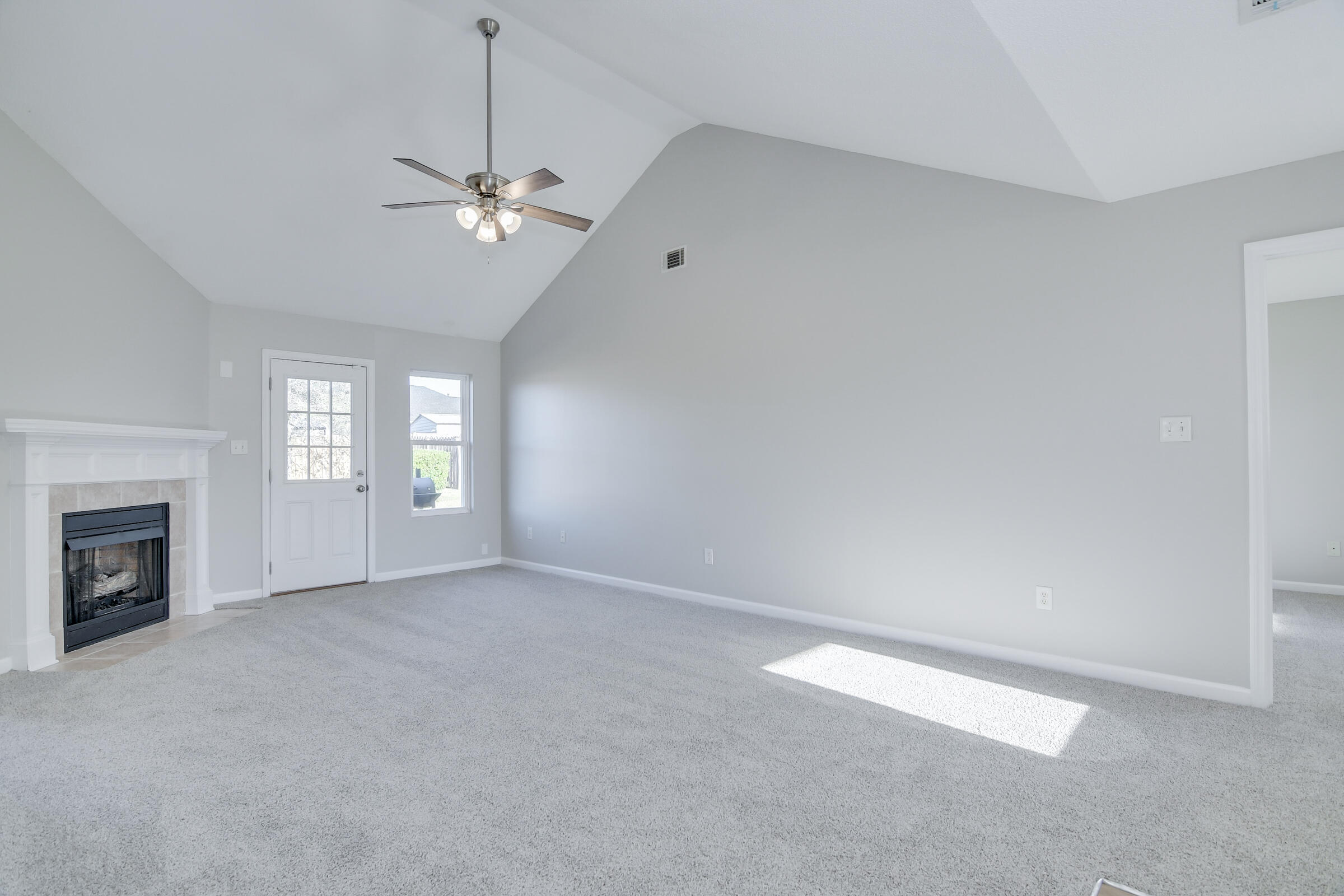 3637 Stanton Court Augusta, GA 30906 - Photo 4 of 25 006