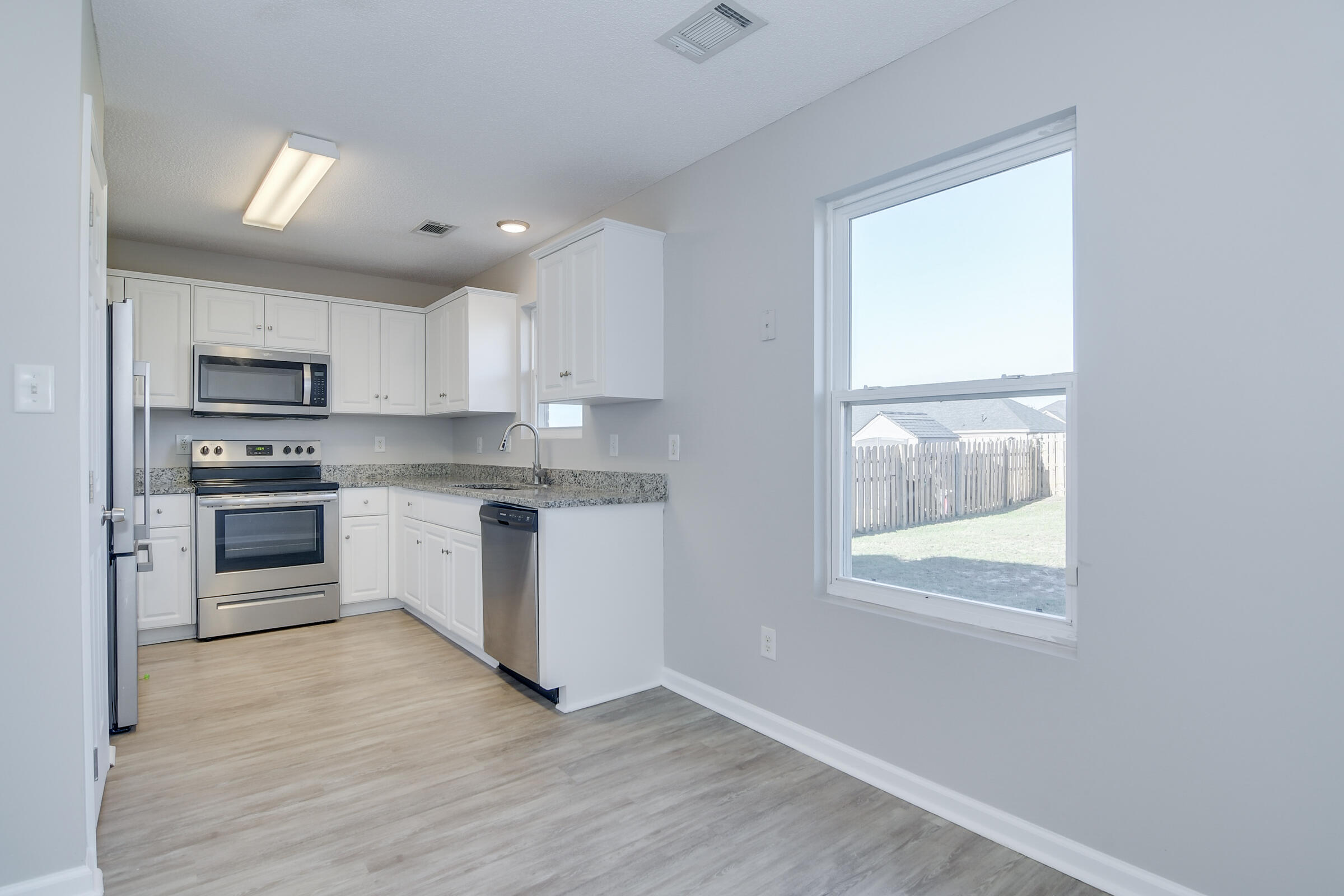 3637 Stanton Court Augusta, GA 30906 - Photo 7 of 25 010