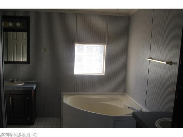1040 Tyler Road Walnut Cove, NC 27052 - Photo 5 of 5 Master Bath/Spa.
