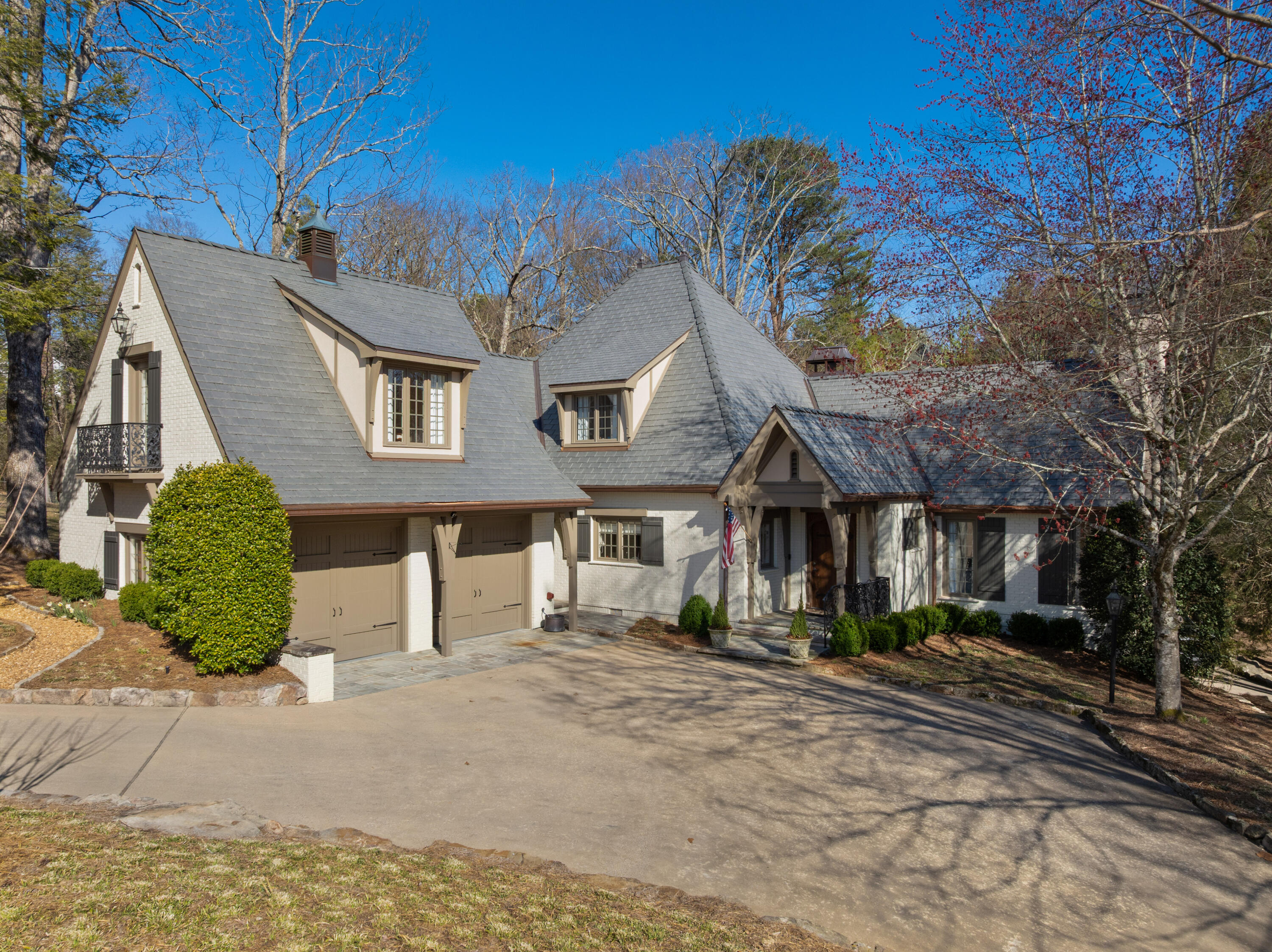 303 West Brow Road Lookout Mountain, TN 37350 - Photo 1 of 13 01 - 303 W Brow - Drone