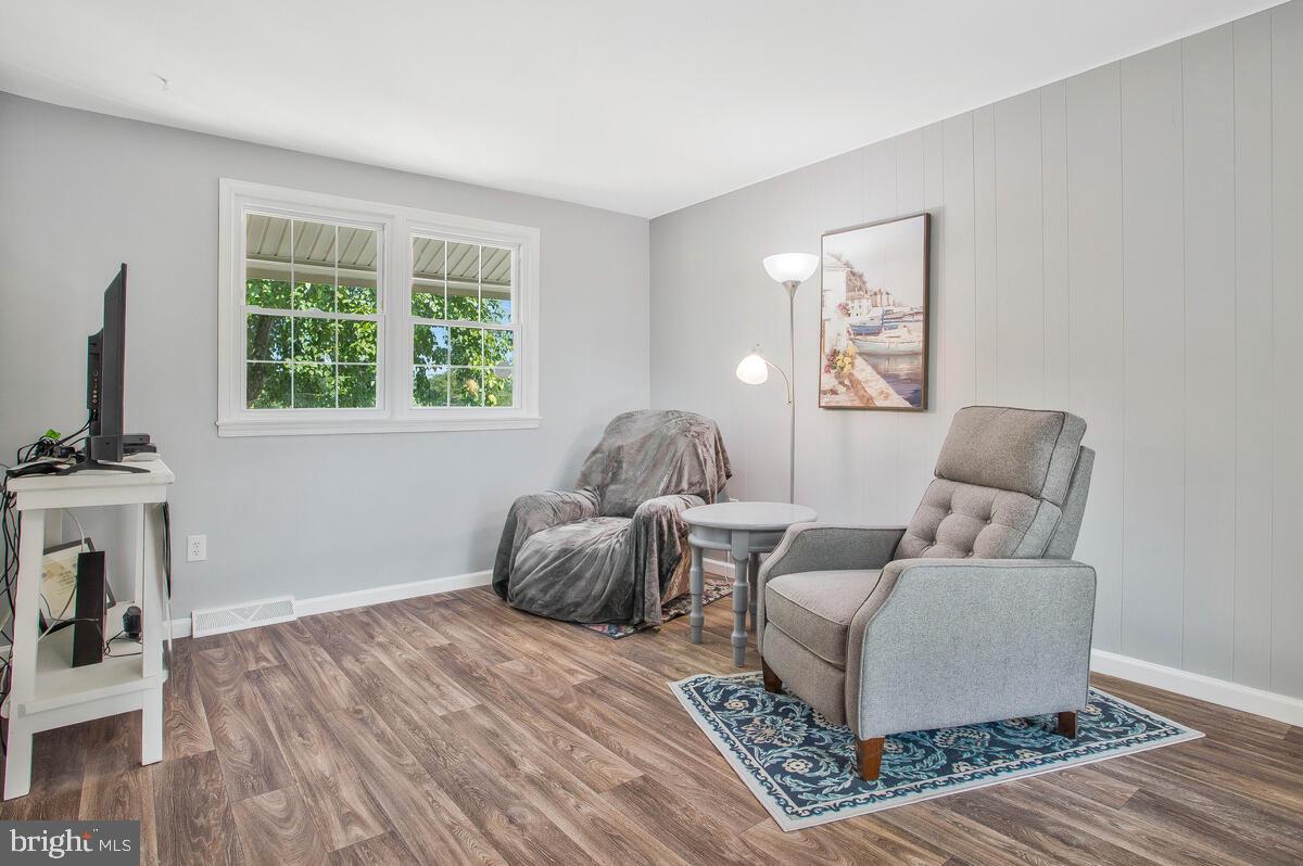 1234 Prince Street Dunkirk, MD 20754 - Photo 3 of 37 family room