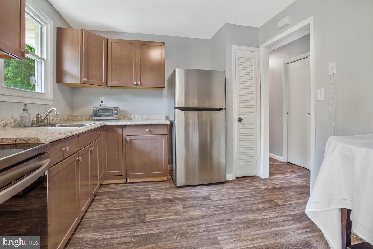 1234 Prince Street Dunkirk, MD 20754 - Photo 8 of 37 kitchen