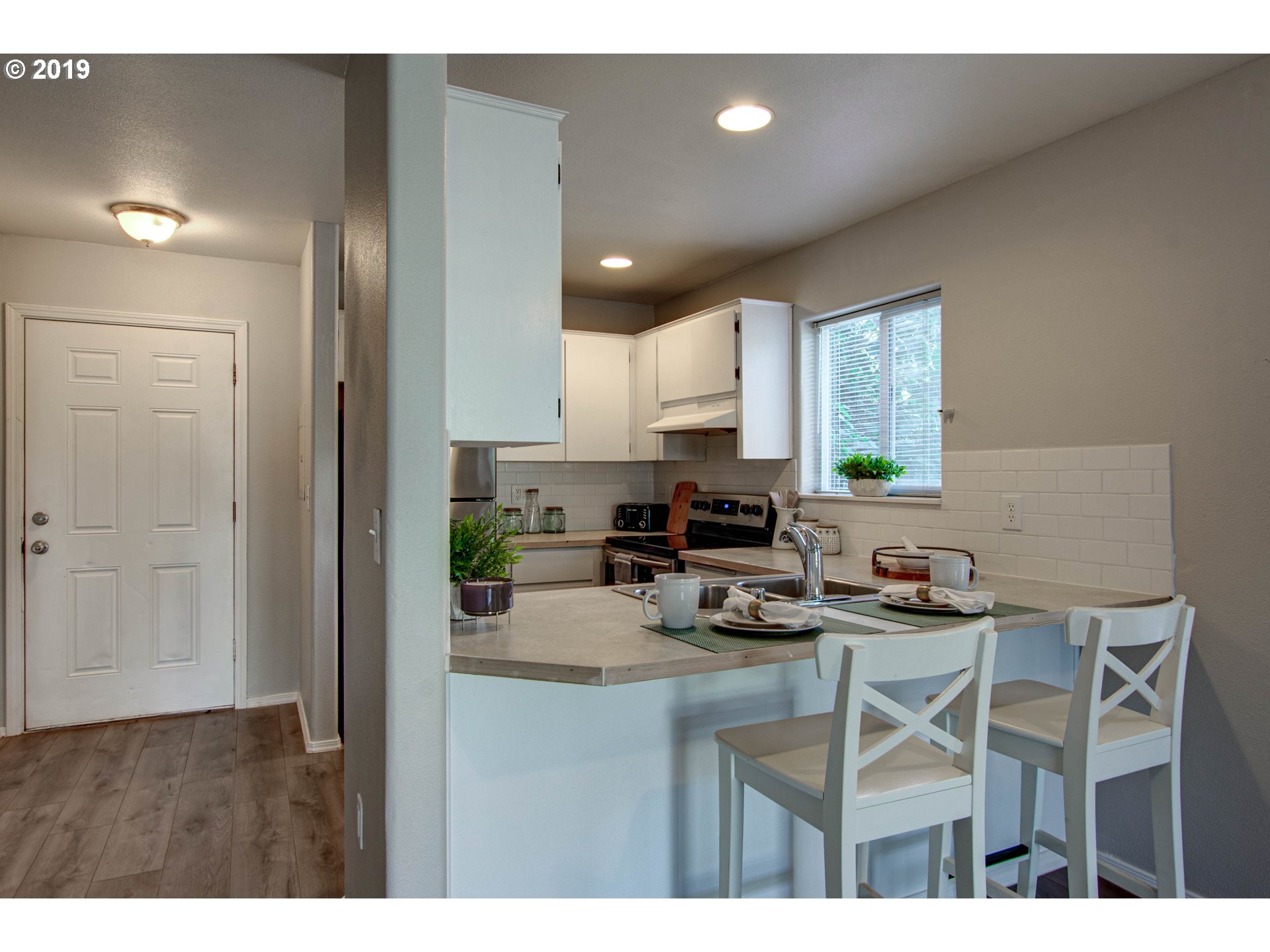838 Northwest Elm Street Camas, WA 98607 - Photo 2 of 16 Gallery Image 2