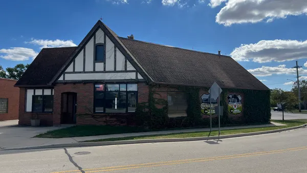 $499,900 | 103 East Chippewa Street, Dwight, IL 60420