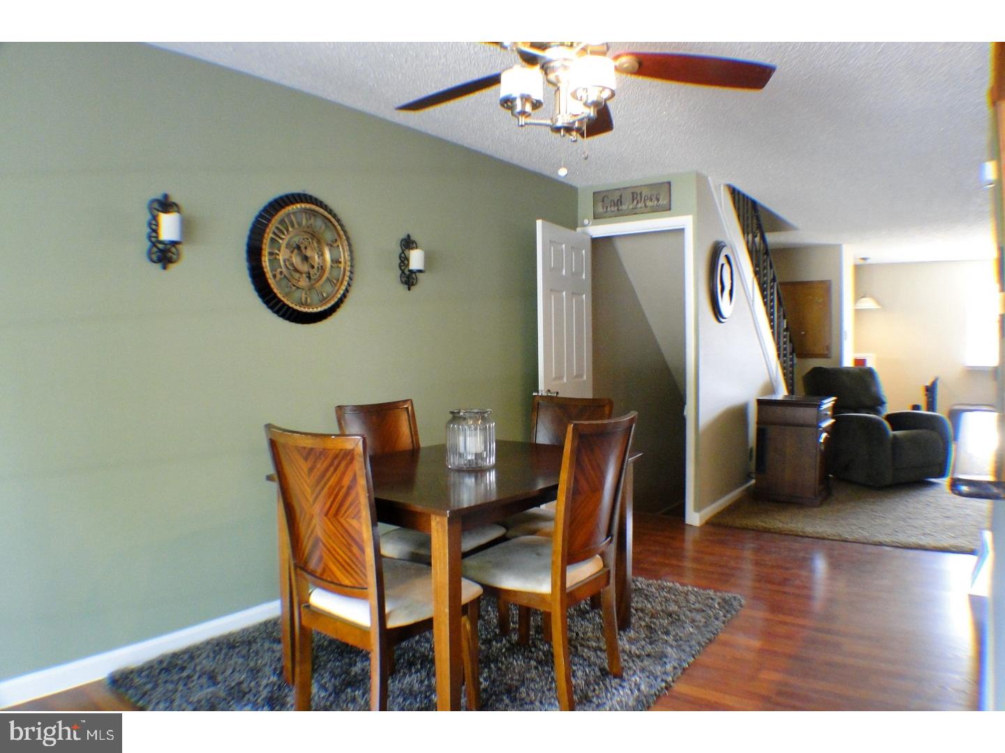 11810 Millbrook Road Philadelphia, PA 19154 - Photo 7 of 25 Gallery Image 7