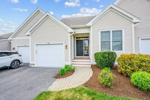 $699,000 | 142 Leisure Green Drive North, Unit 142, Mashpee, MA 02649