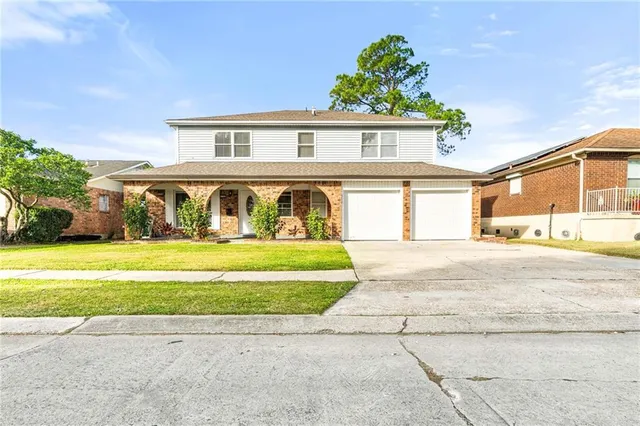 $299,000 | 516 West Marlin Court, Terrytown, LA 70056