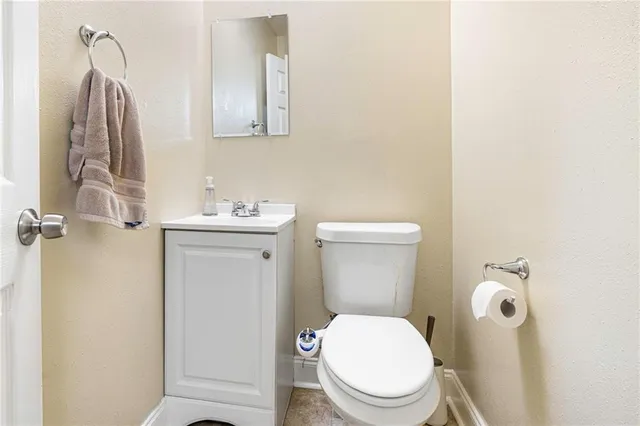 $299,000 | 516 West Marlin Court, Terrytown, LA 70056