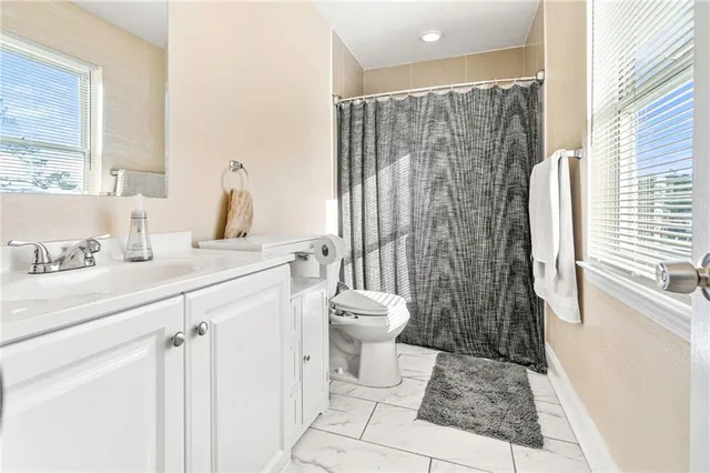 $299,000 | 516 West Marlin Court, Terrytown, LA 70056