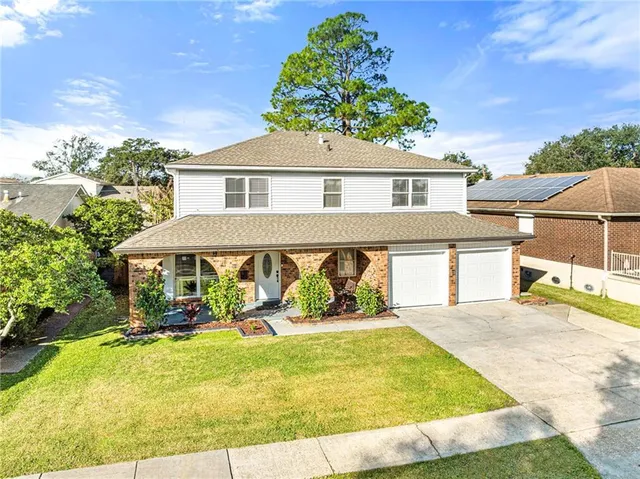 $299,000 | 516 West Marlin Court, Terrytown, LA 70056