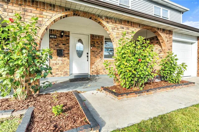 $299,000 | 516 West Marlin Court, Terrytown, LA 70056