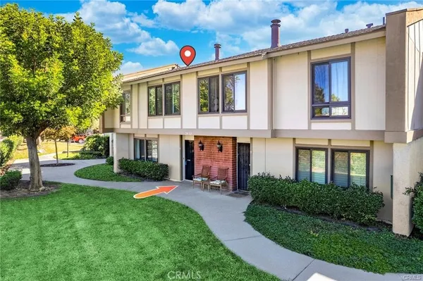 $3,900 | 2932 North Cottonwood Street, Unit 9, Orange, CA 92865