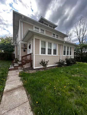 $1,950 | 3851 Broadway Street, Indianapolis, IN 46205