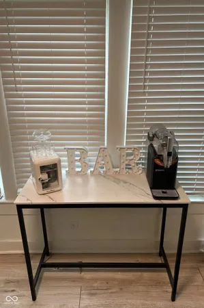 $1,950 | 3851 Broadway Street, Indianapolis, IN 46205