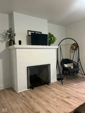 $1,950 | 3851 Broadway Street, Indianapolis, IN 46205