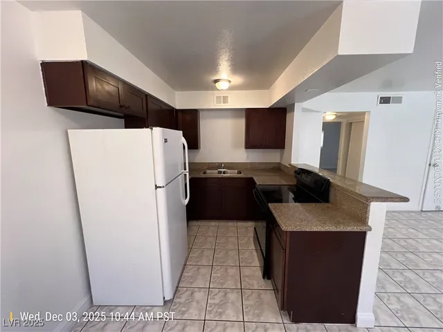 $900 | 4945 Kell Lane, Unit 2, Las Vegas, NV 89115