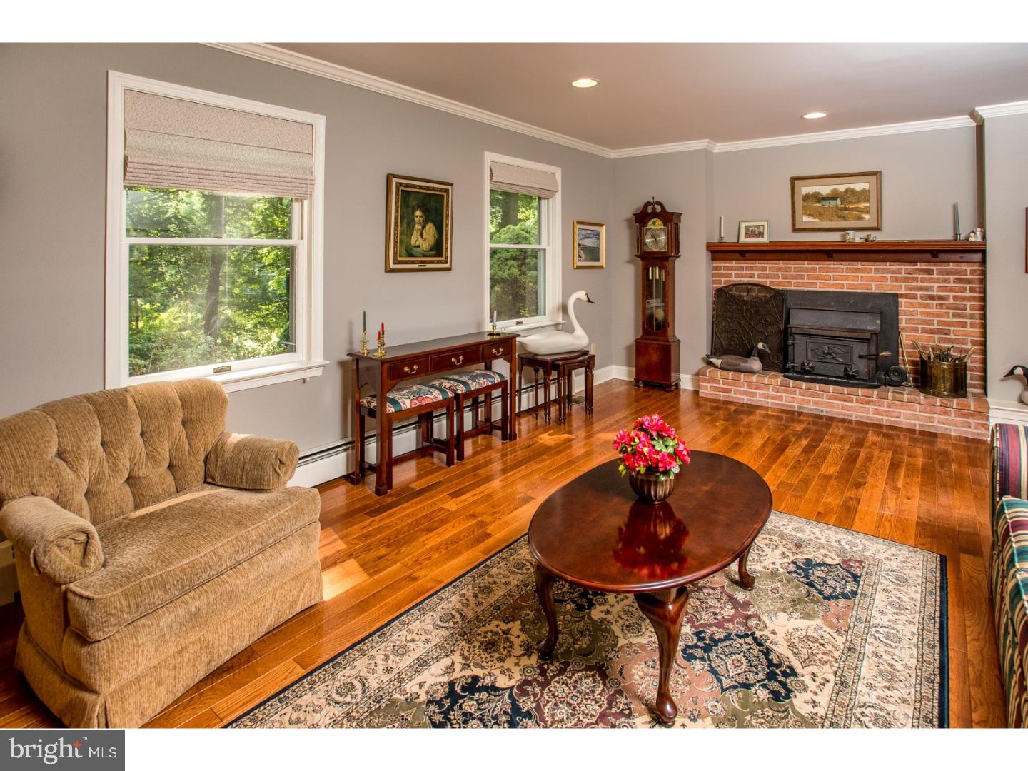 287 Chesterville Road Landenberg, PA 19350 - Photo 14 of 24 Living Room