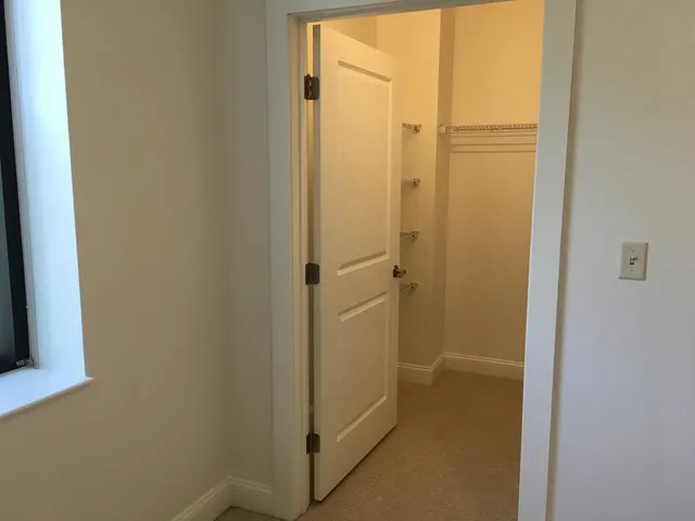 $2,512 | 875 Elm Street, Unit 212, Manchester, NH 03101