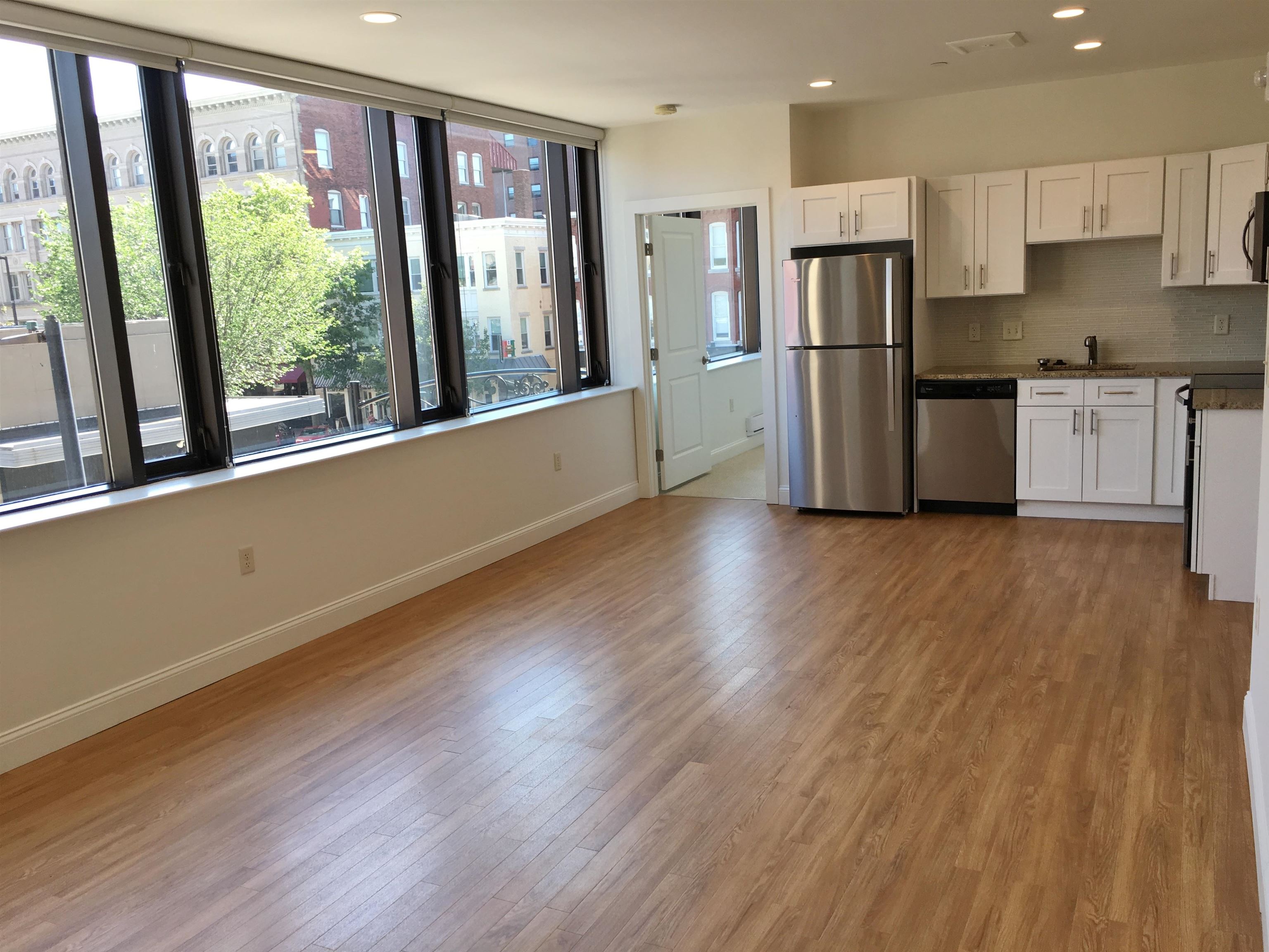 875 Elm Street, Unit 212 Manchester, NH 03101 - Photo 30 of 40