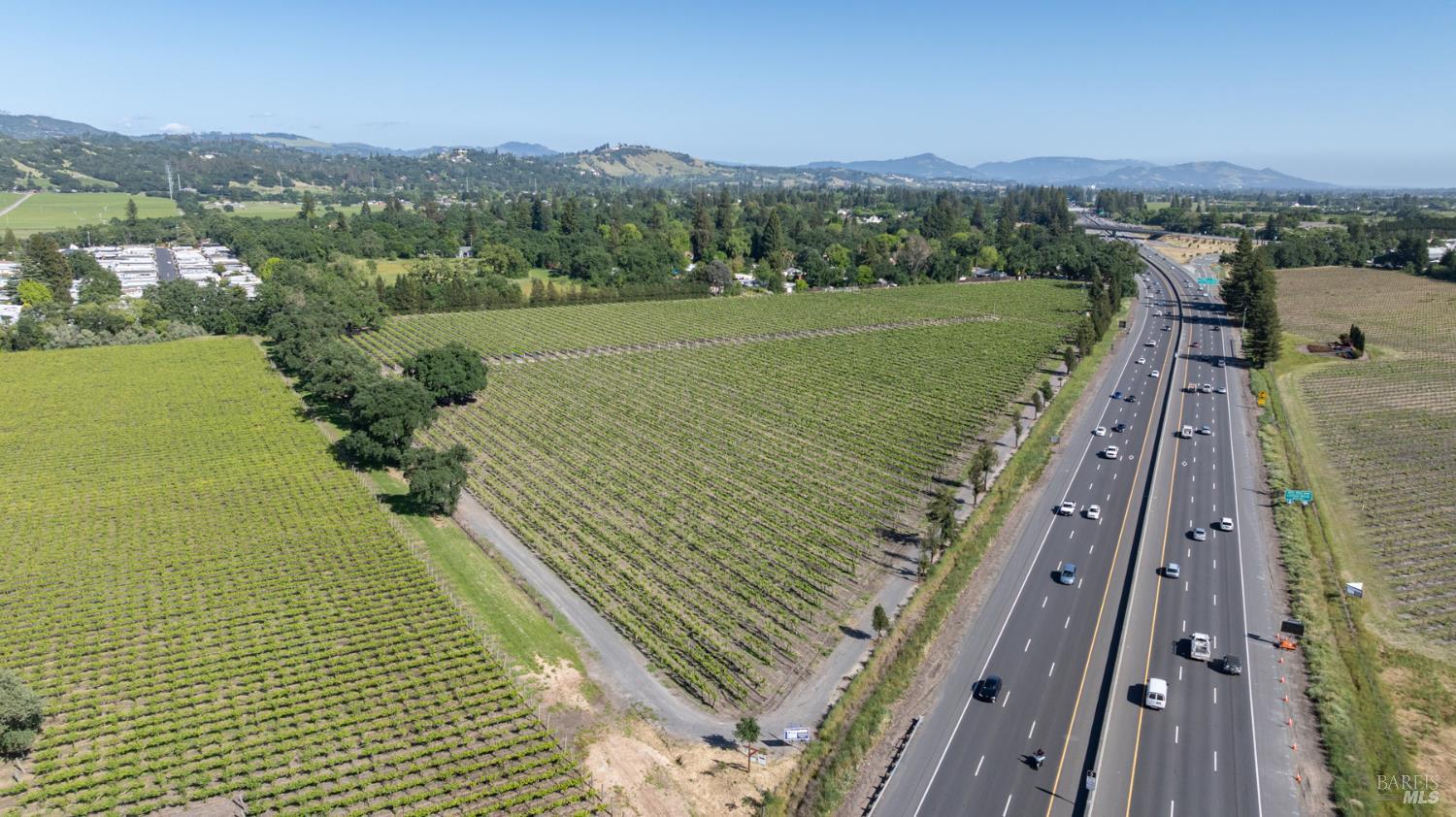 500 Mark West Station Road Windsor, CA 95492 - Photo 9 of 27 a view of a city