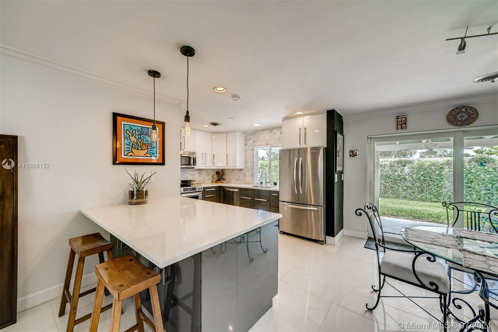 1909 North Park Road Hollywood, FL 33021 - Photo 11 of 28 Gallery Image 11