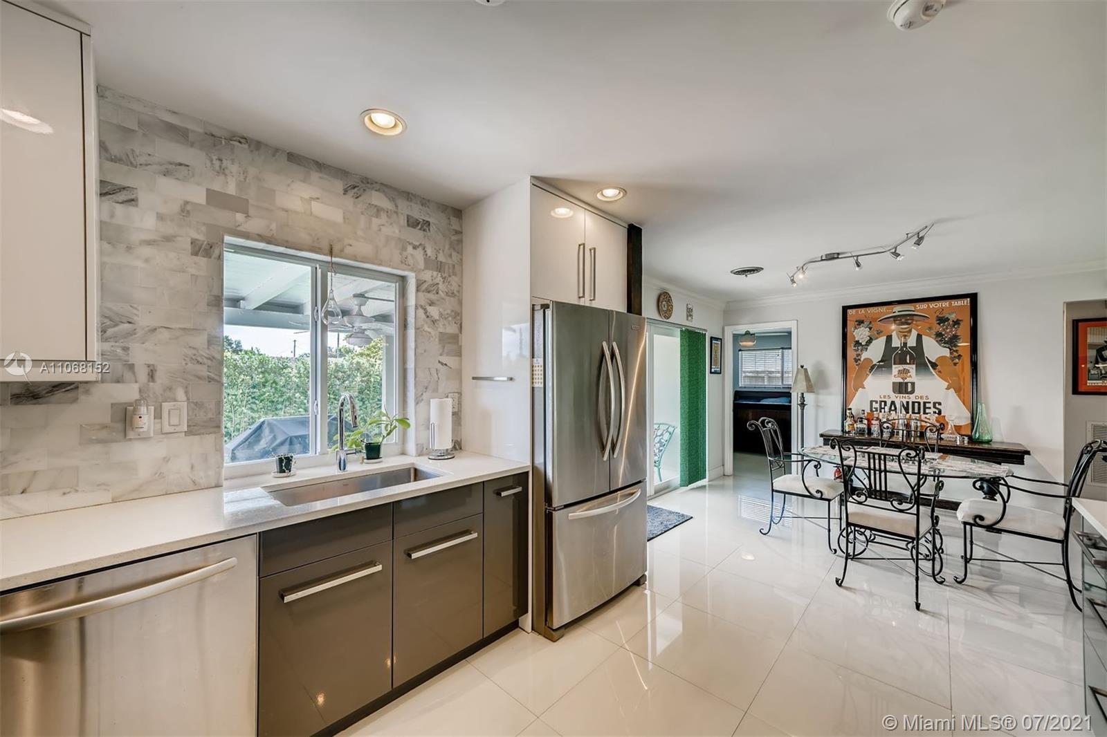 1909 North Park Road Hollywood, FL 33021 - Photo 12 of 28 Gallery Image 12