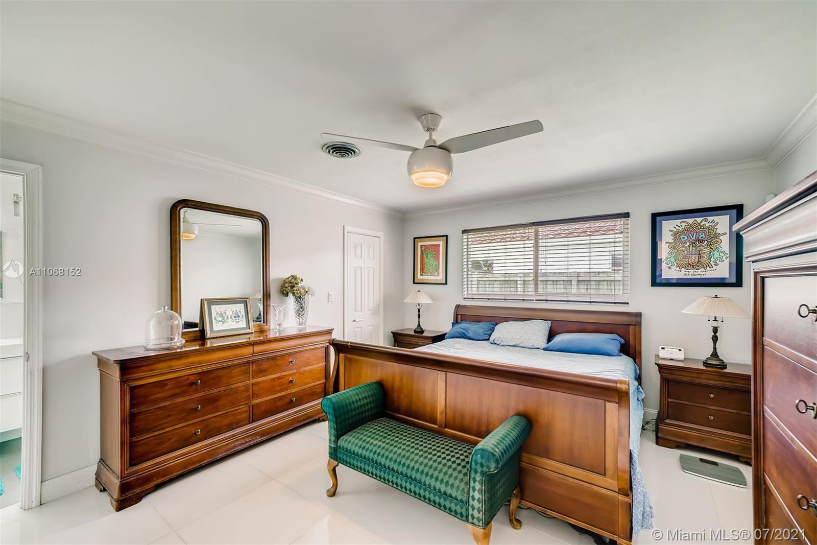 1909 North Park Road Hollywood, FL 33021 - Photo 14 of 28 Gallery Image 14