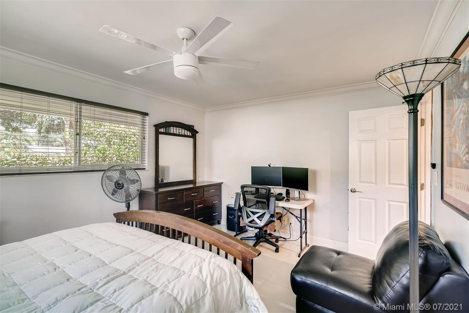 1909 North Park Road Hollywood, FL 33021 - Photo 16 of 28 Gallery Image 16