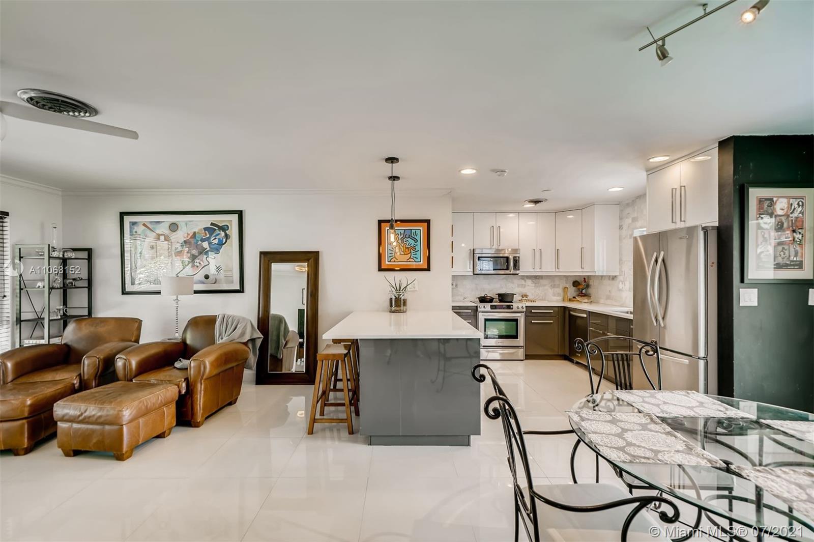 1909 North Park Road Hollywood, FL 33021 - Photo 5 of 28 Gallery Image 5