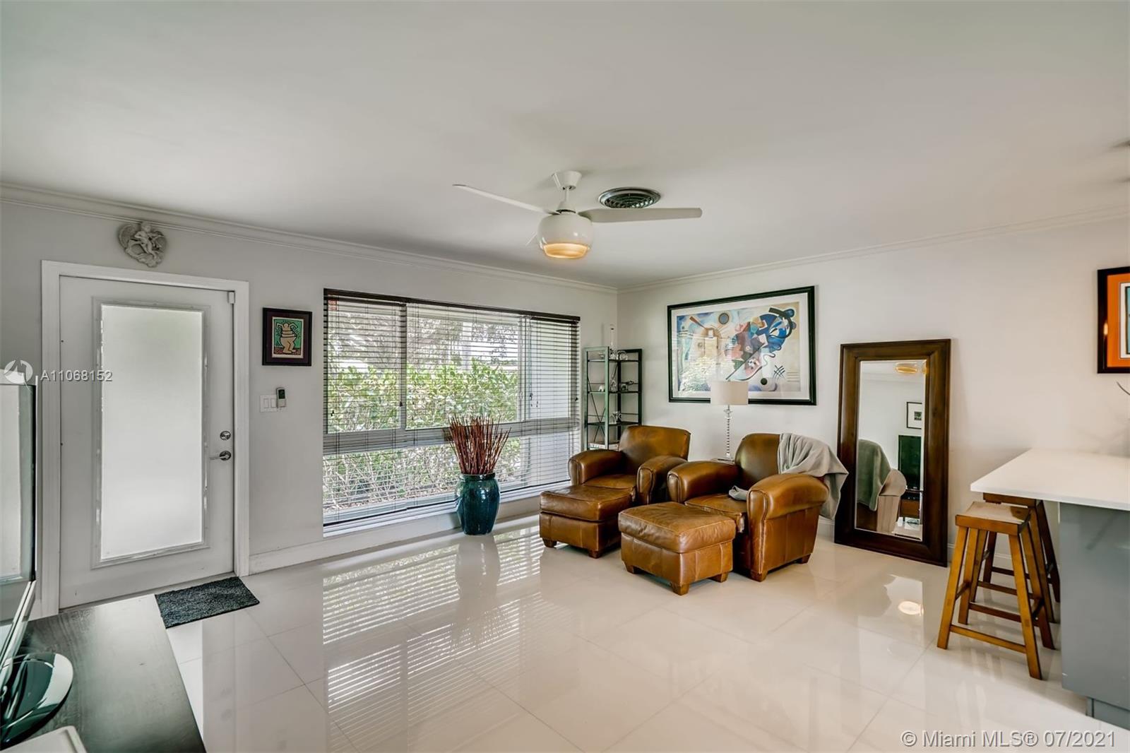 1909 North Park Road Hollywood, FL 33021 - Photo 8 of 28 Gallery Image 8