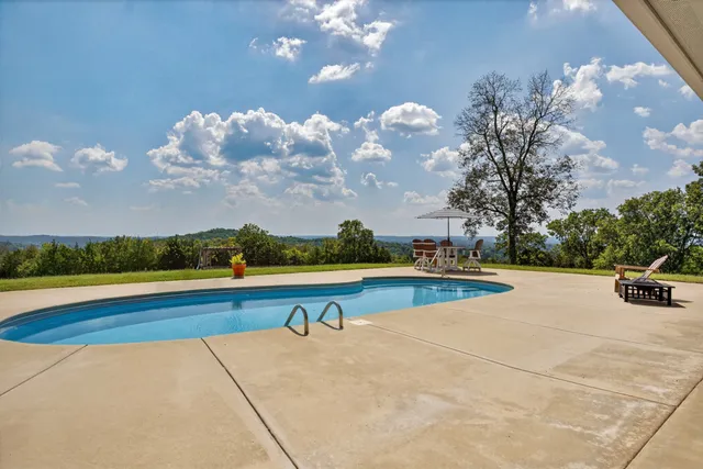 $1,450,000 | 2303 Lewisburg Highway, Fayetteville, TN 37334