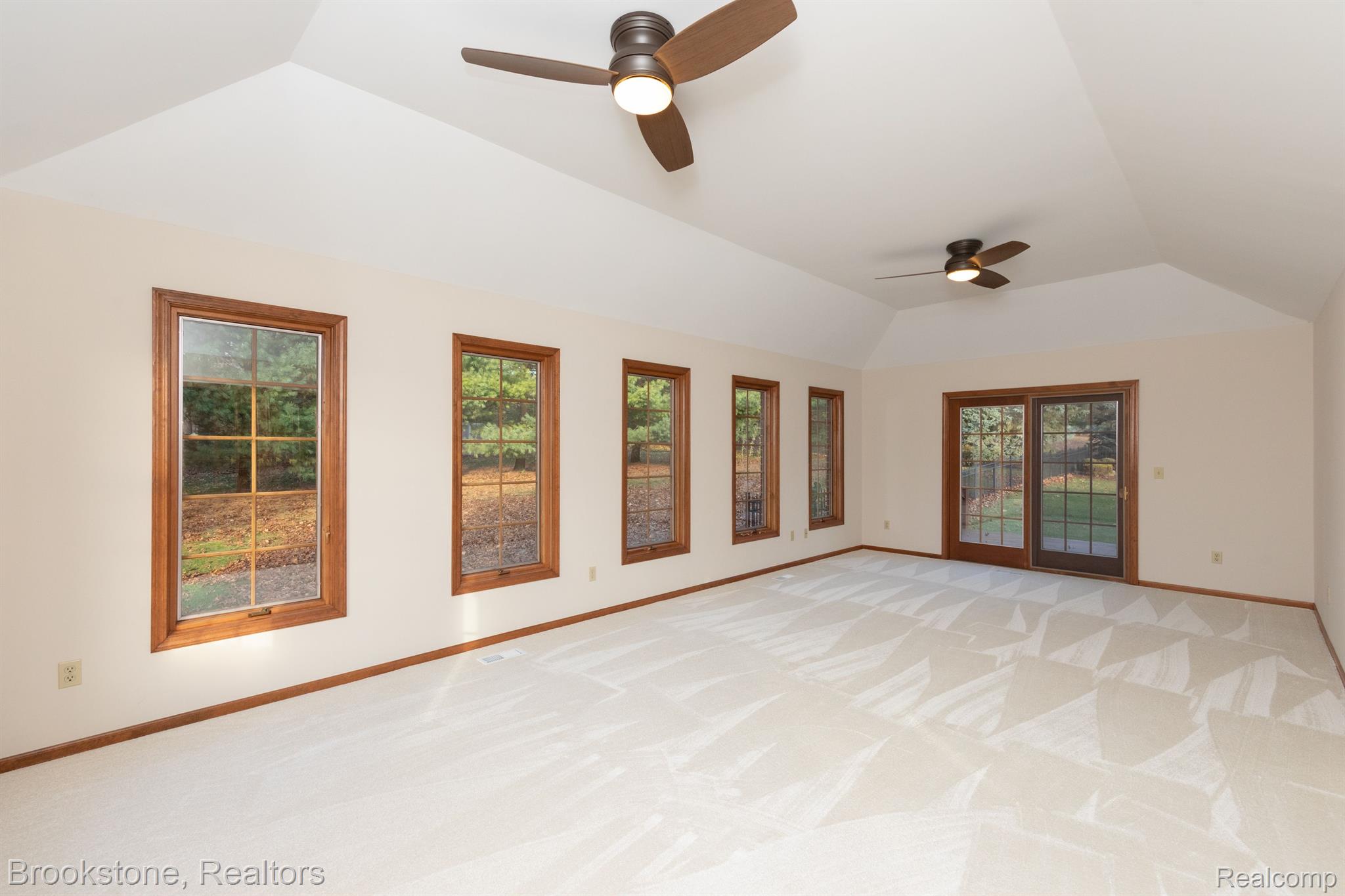 7935 Ranch Estates Road Clarkston, MI 48348 - Photo 13 of 42 Massive sunroom