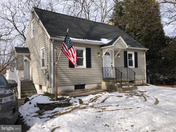 $2,000 | 726 Hilltown Pike, Hatfield, PA 19440