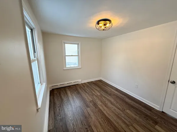 $2,000 | 726 Hilltown Pike, Hatfield, PA 19440