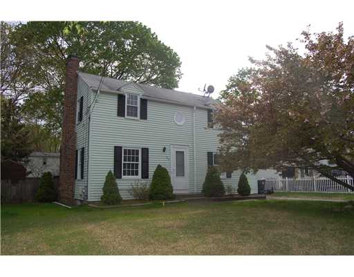 65 Delwood Road Warwick, RI 02889 - Photo 1 of 9 Exterior Front.