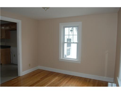 65 Delwood Road Warwick, RI 02889 - Photo 5 of 9 Dining Room.