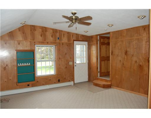 65 Delwood Road Warwick, RI 02889 - Photo 6 of 9 Master Bedroom.