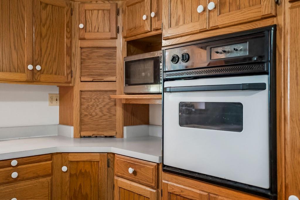 16321 Hildebrandt Road Leavenworth, KS 66048 - Photo 8 of 42