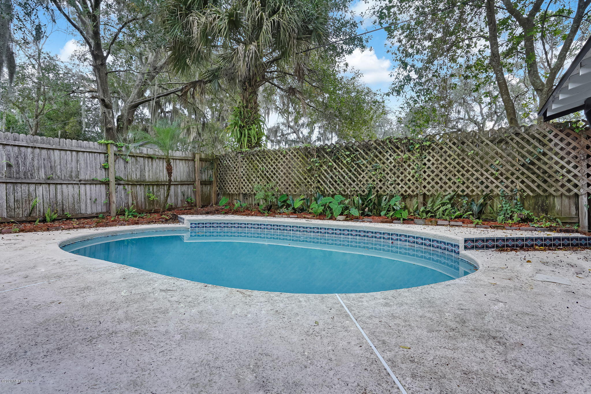 3612 Valencia Road Jacksonville, FL 32205 - Photo 48 of 63 Sparkling Pool