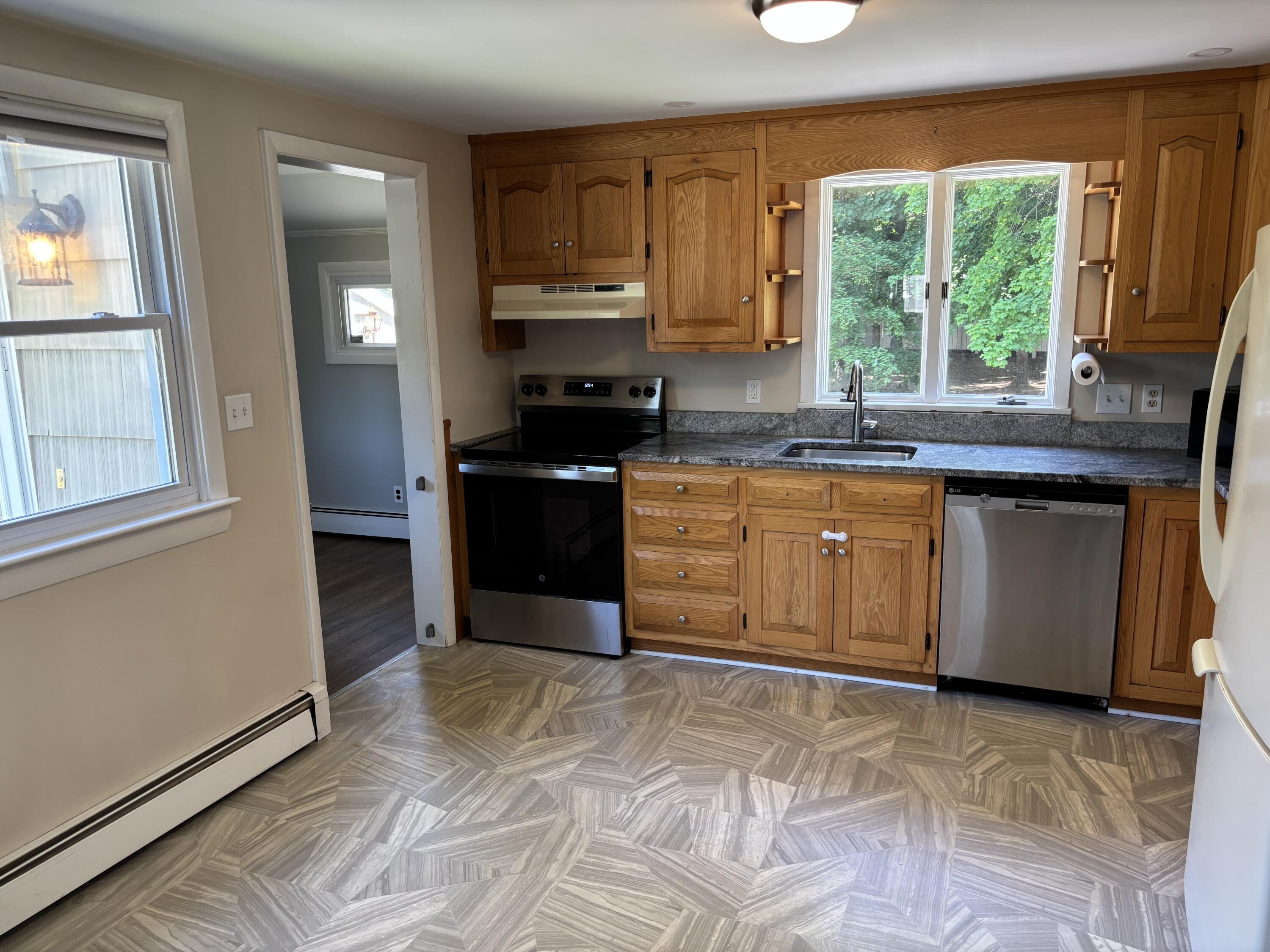 15 Woodland Road Westbrook, ME 04092 - Photo 8 of 27 IMG_5639