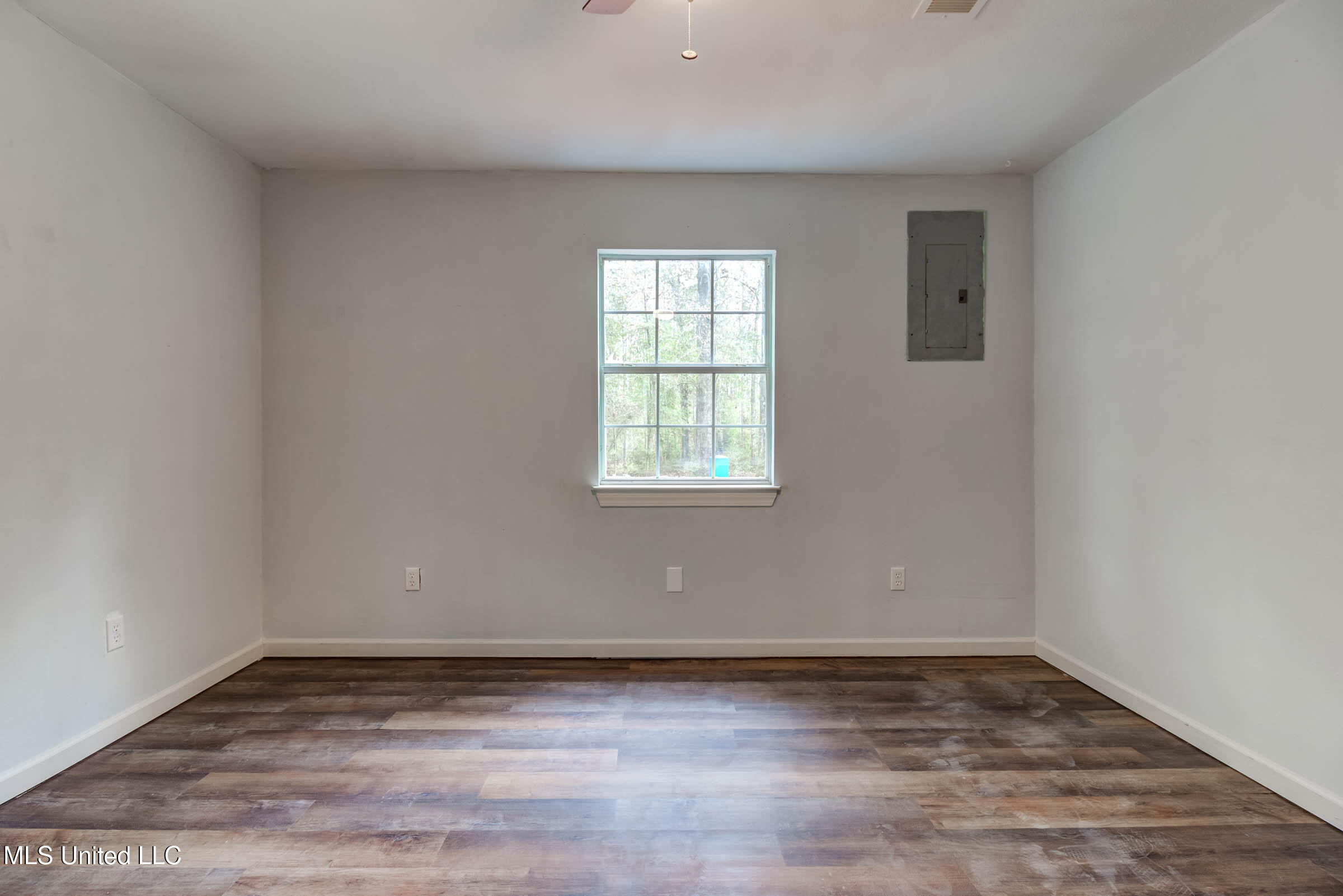 163B Burnis Havard Road, Unit B Perkinston, MS 39573 - Photo 21 of 59 163B Burnis Havard (32)