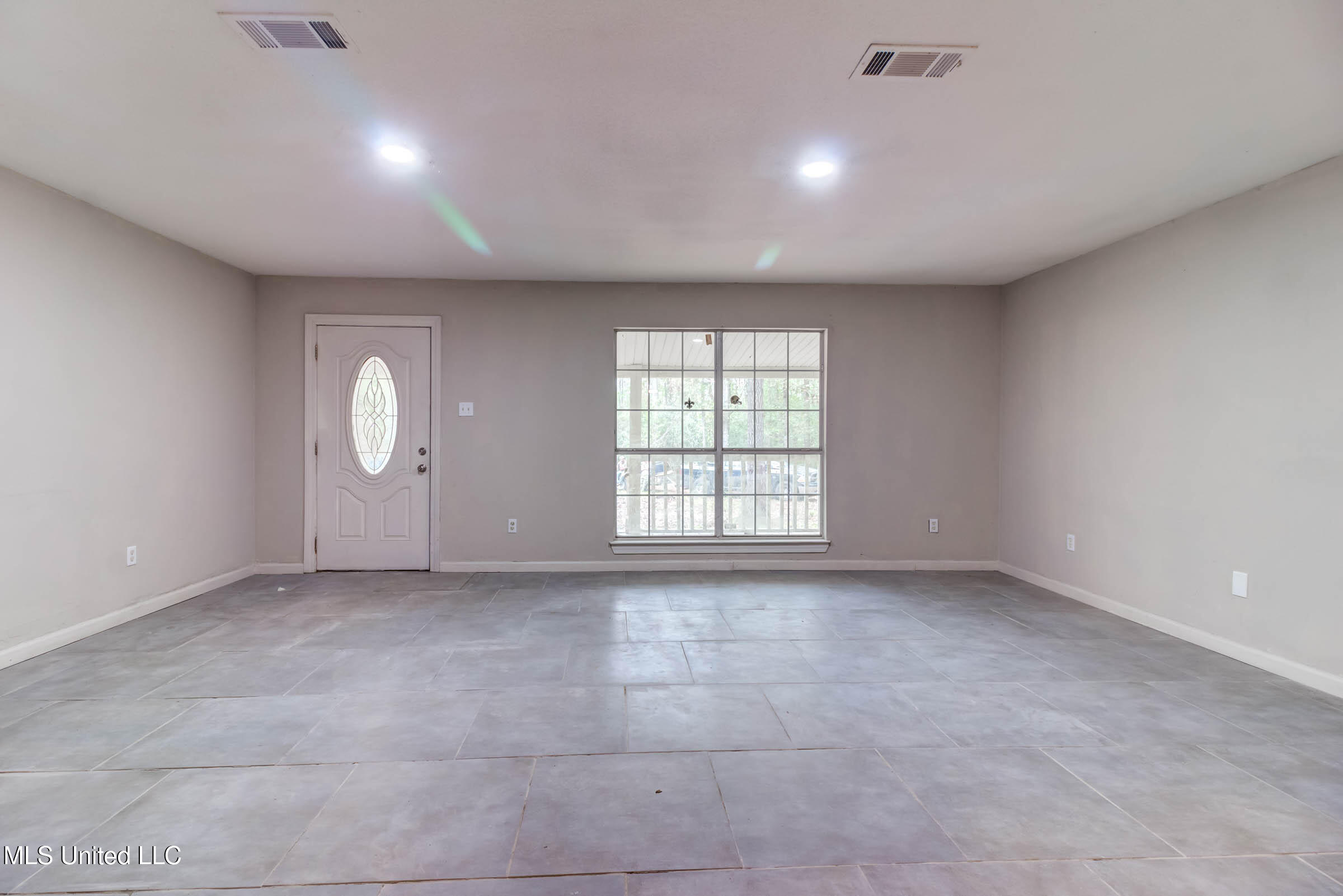 163B Burnis Havard Road, Unit B Perkinston, MS 39573 - Photo 7 of 59 163B Burnis Havard (22)