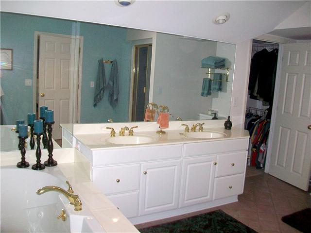 2610 Sandover Road Columbus, OH 43220 - Photo 17 of 25 Gallery Image 17