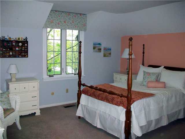2610 Sandover Road Columbus, OH 43220 - Photo 20 of 25 Gallery Image 20