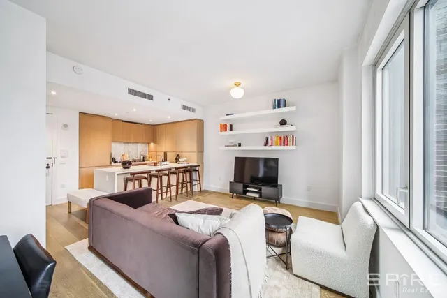 $950,000 | 10 Nevins Street, Unit 12A | Downtown Brooklyn