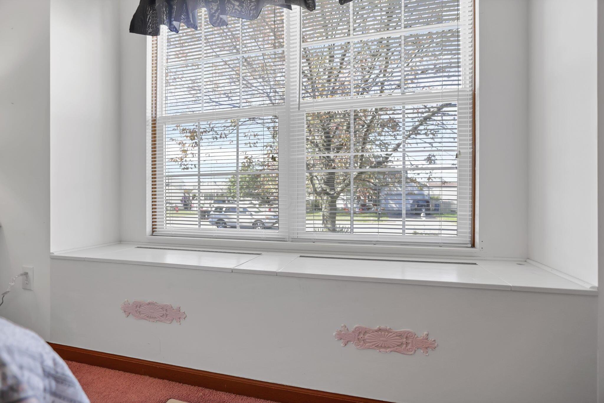 1588 Heatherview Lane Heath, OH 43056 - Photo 26 of 52 Second Bedroom Built-Ins