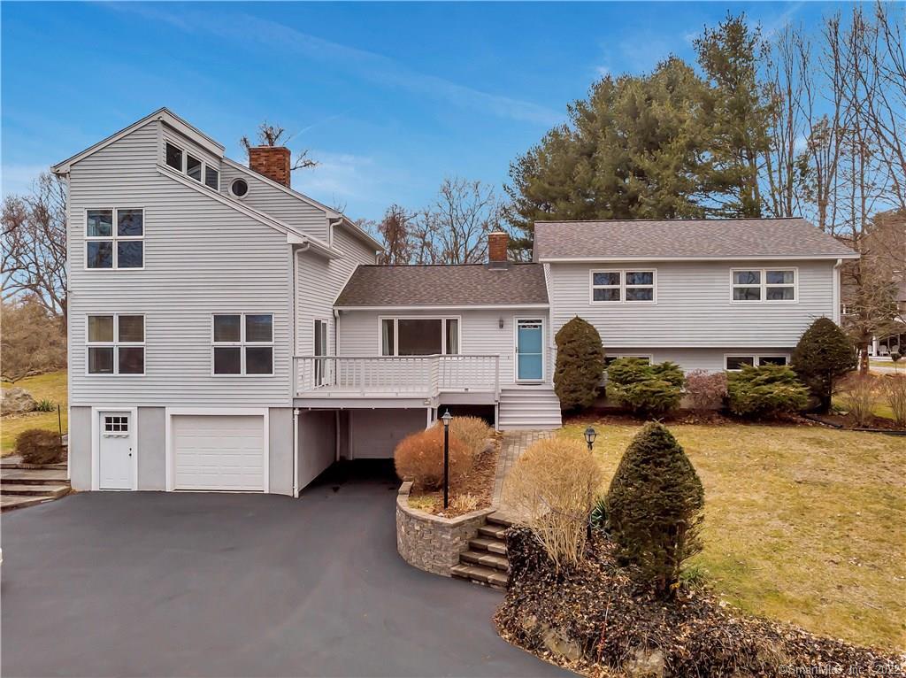 26 Little Meadow Road Guilford, CT 06437 - Photo 1 of 1 Front Elevation View
