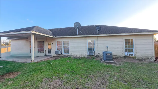 $235,000 | 1950 Hillcroft, Hempstead, TX 77445