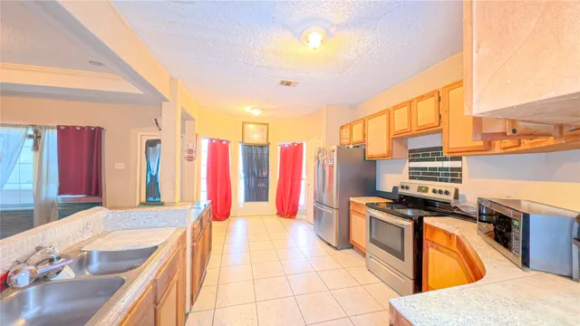 $235,000 | 1950 Hillcroft, Hempstead, TX 77445